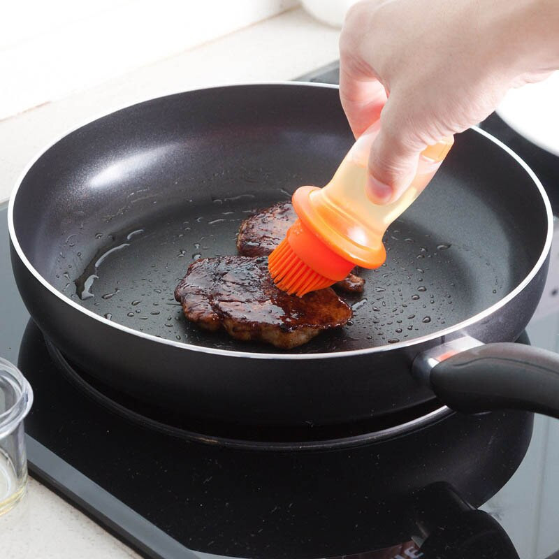 Szilikon BBQ Grill olajos palack kefével Hőálló sütőolaj ecsetek tokkal Konyhai eszközök fedéllel Grill eszköz