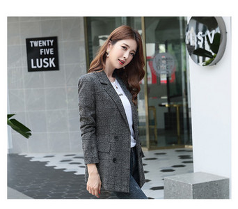 Ženski retro model karirane jakne srednje dužine