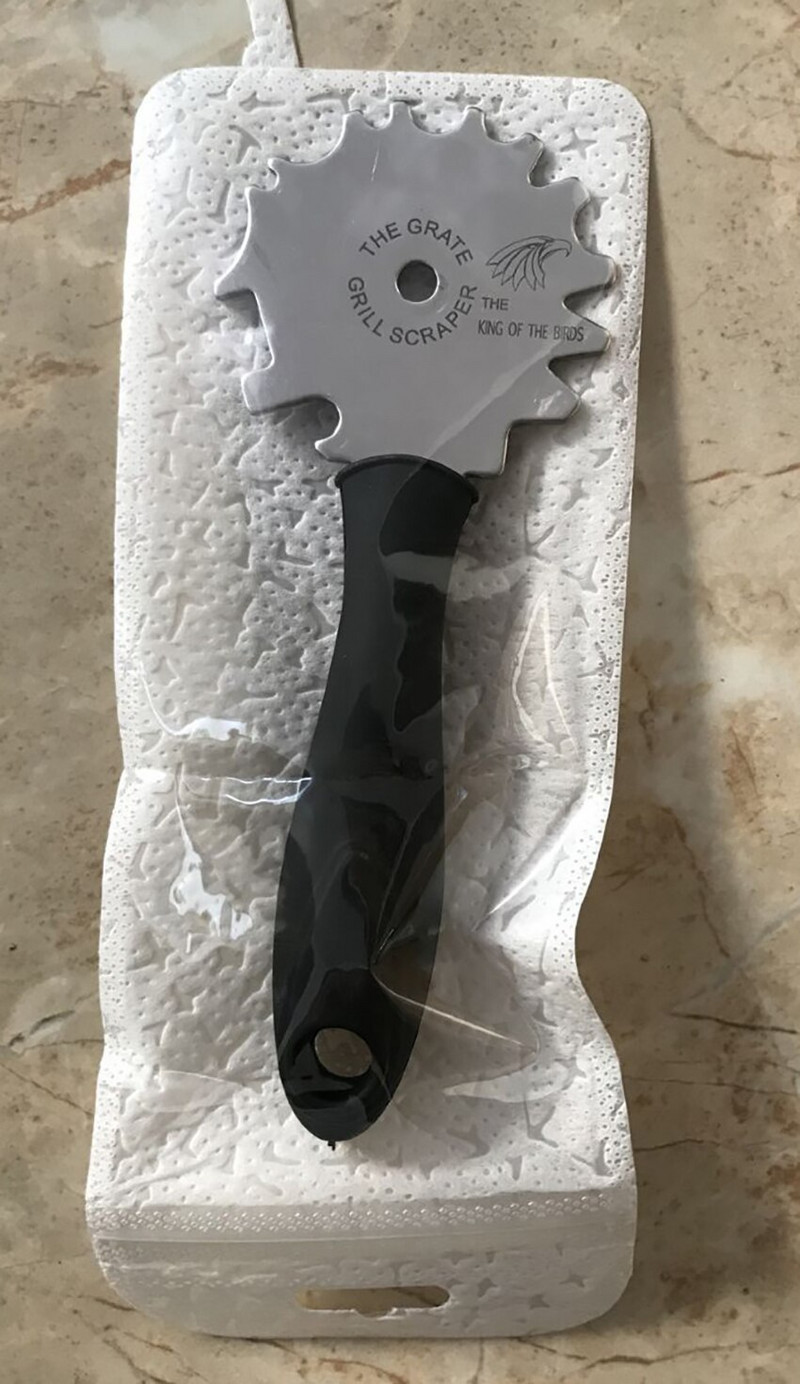 Nerūsējošā tērauda BBQ grila skrāpis - grila restes tīrītājs - grila grila birste bez saru tīrīšanas rīks, melns rokturis