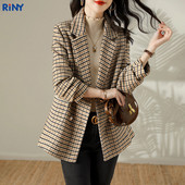 Geaca dama in carouri cu guler si nasturi clasici