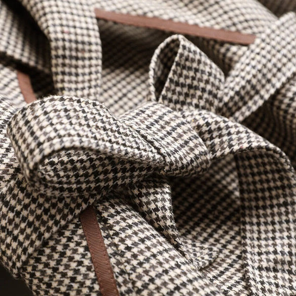 Jachetă casual de damă cu model în carouri, cu nasturi