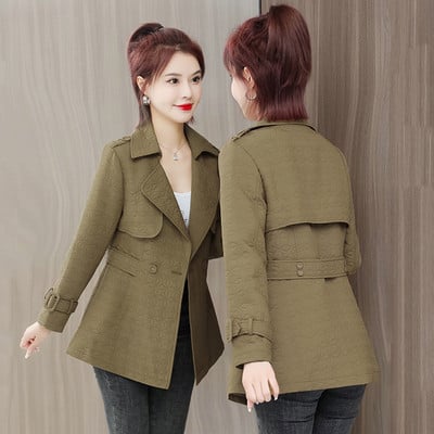 Blazer de vânt de damă model montat cu nasturi