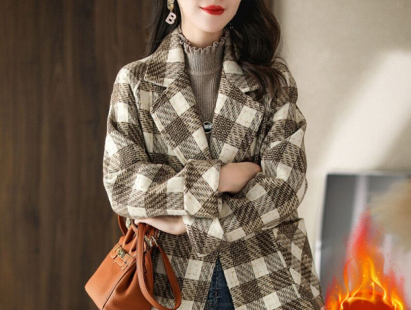 Palton dama in carouri model retro cu captuseala