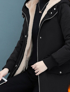 Γυναικείο παλτό parka με κουκούλα και φόδρα