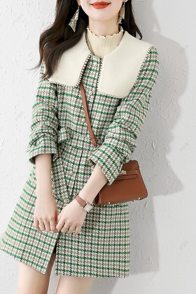 Palton elegant de dama cu guler lung