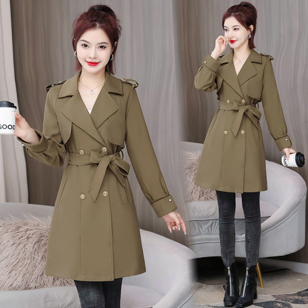 Ležeran ženski kaput srednje dužine s gumbima i remenom