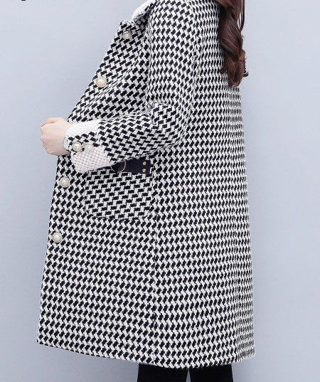 Vidutinio ilgio žieminis paltas