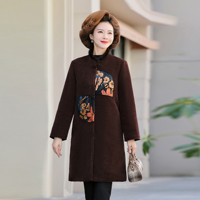 Elegantan ženski kaput sa šarenim motivima