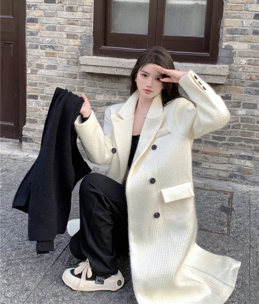 Palton lung de culoare uni cu nasturi