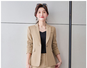 Γυναικείο κομψό σακάκι με τσέπη