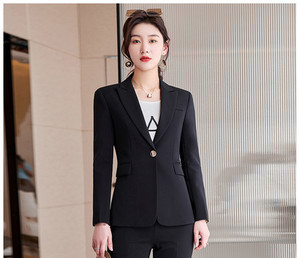 Γυναικείο κομψό σακάκι με τσέπη