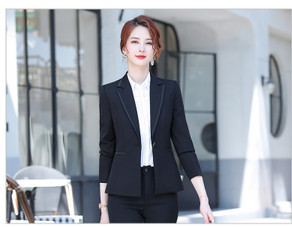 Γυναικείο κομψό σακάκι με τσέπη