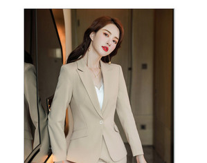 Geaca de dama cu nasture in diferite culori