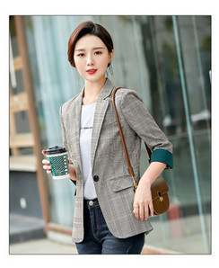 Blazer în carouri pentru damă