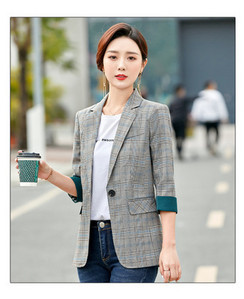 Blazer în carouri pentru damă