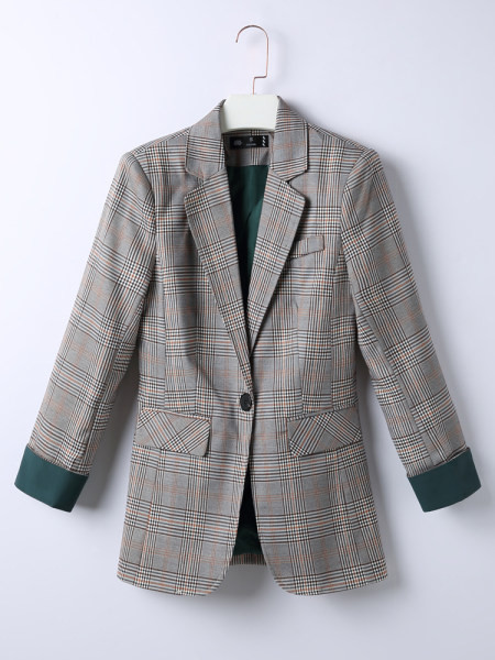 Blazer în carouri pentru damă