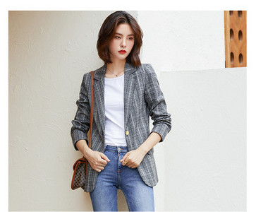 Geaca de dama - dungi cu buzunar