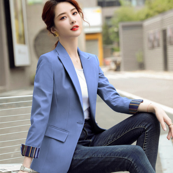 Naiste elegantne nööpidega jakk