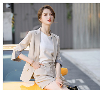 Γυναικείο σακάκι με τσέπη σε διάφορα χρώματα