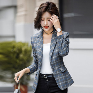 Elegantiškas moteriškas švarkas su - ilgomis rankovėmis