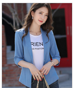 Trijų spalvų moteriškas švarkas su kišene