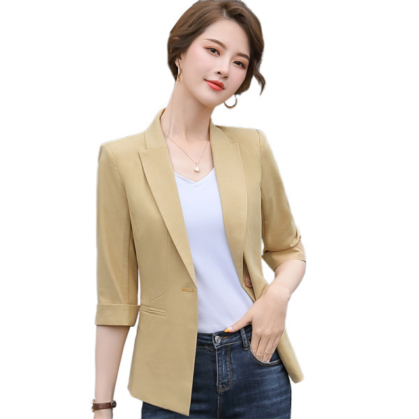 Trijų spalvų moteriškas švarkas su kišene