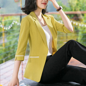 Γυναικείο casual σακάκι με μήκος μανίκι 3/4