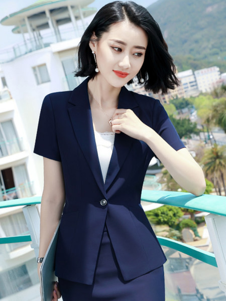 Moteriška oficiali striukė trumpomis rankovėmis