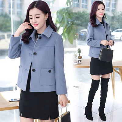 Laisvalaikio moteriškas švarkas su klasikine apykakle