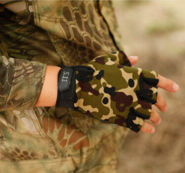 Meeste sõrmedeta kindad