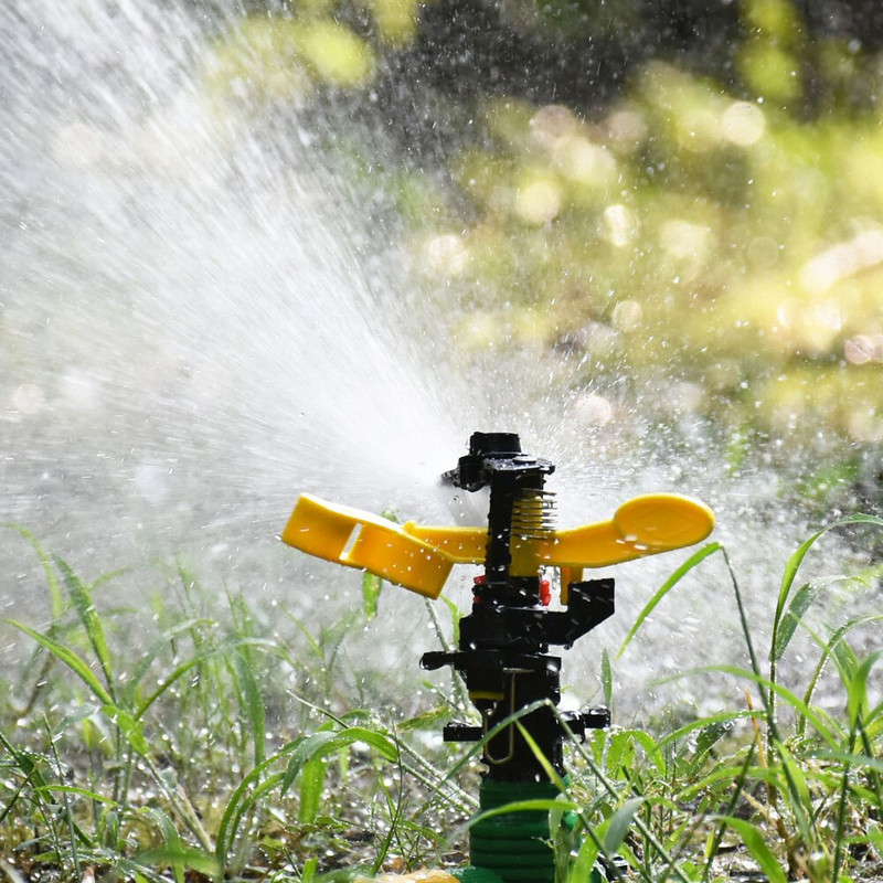 1/2" 3/4" vyriški fermos besisukantys purkštuvai 360 laipsnių besisukantis purkštukas Reguliuojami žemės ūkio vejos purkštuvai 1vnt.