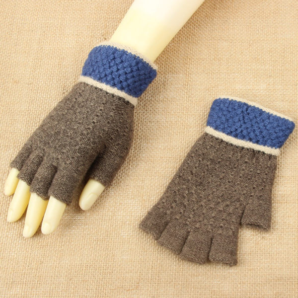 Megztos vyriškos pirštinės be pirštų