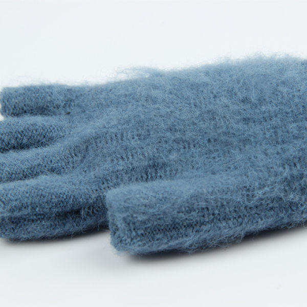 Мъжки  зимни ръкавици с бродерия