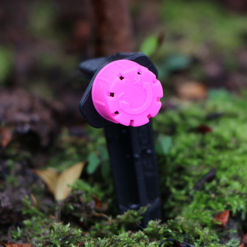 Градинско регулируемо капково напояване 8-дупков капкомер Спринклер 1/4`` Противозапушваща дюза за поливане Емитер за цветни лехи Зеленчук