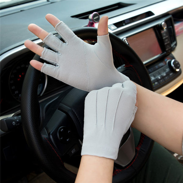 Изчистен модел мъжки текстилни ръкавици