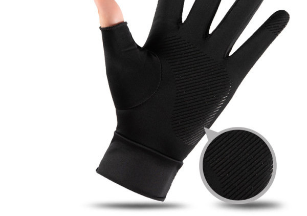 Текстилни мъжки ръкавици с цветни мотиви