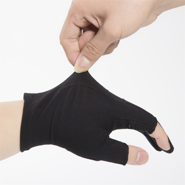 Изчистени мъжки ръкавици