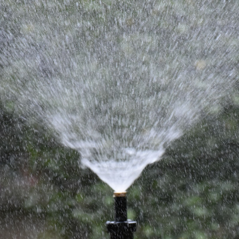 1/2" женска изскачаща пръскачка 90 180 360 градуса градинска пръскачка за тревни площи Поливна глава Регулируем воден спрей За градината 1 бр.