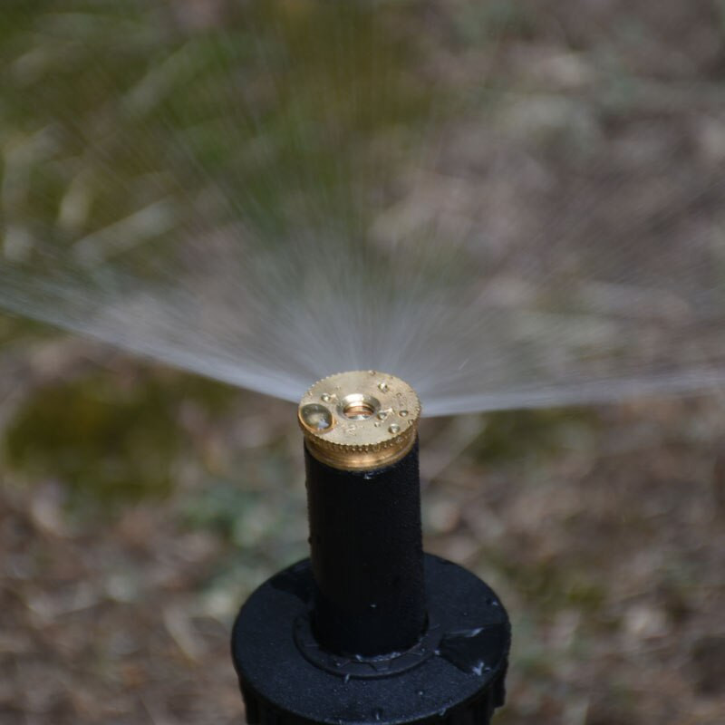 1/2" женска изскачаща пръскачка 90 180 360 градуса градинска пръскачка за тревни площи Поливна глава Регулируем воден спрей За градината 1 бр.