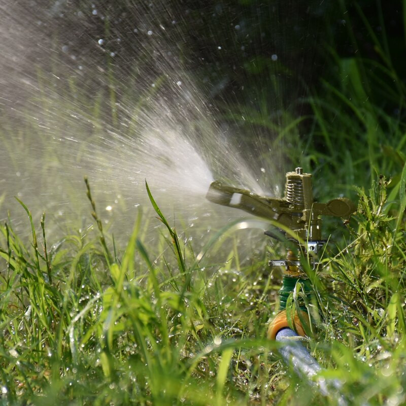 Μεταλλικό 1/2 3/4 ιντσών Περιστρεφόμενο ακροφύσιο ψεκαστήρα ρυθμιζόμενη γωνία Rocker sprinkler 360 μοιρών γκαζόν Πότισμα κήπου 1 τεμ.