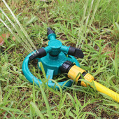 Αυτόματοι εκτοξευτήρες κήπου 360 μοιρών Περιστροφικό ακροφύσιο περιστροφικού ακροφυσίου γκαζόν Πότισμα Σύστημα καταιονισμού νερού Προμήθειες κήπου