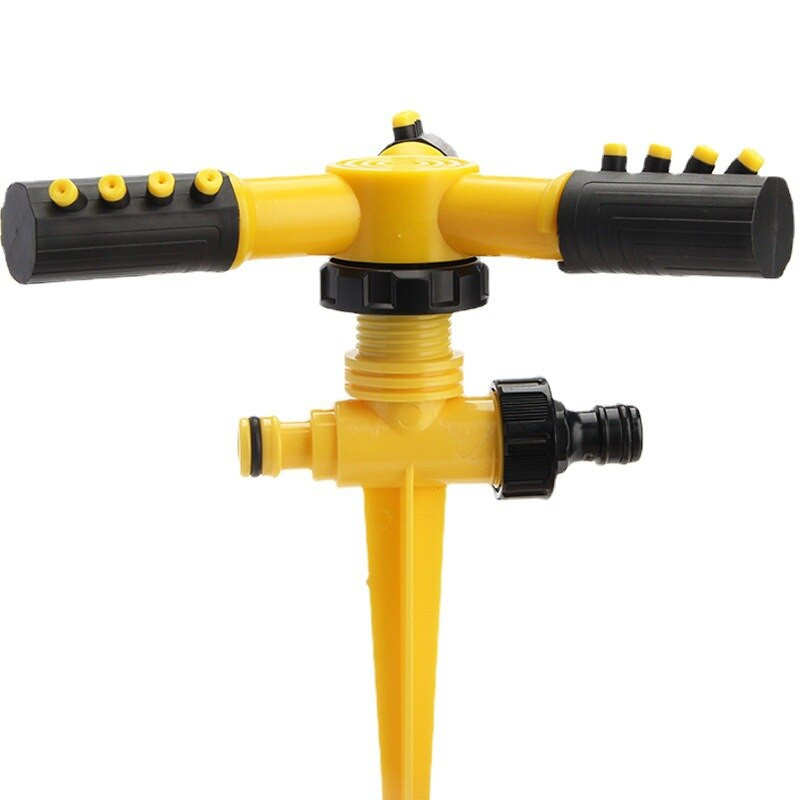 360-градусова въртяща се пръскачка за трева Колове Градинско напояване Поливане Спринклер Многофункционално устройство за пръскане Масово охлаждане Използване