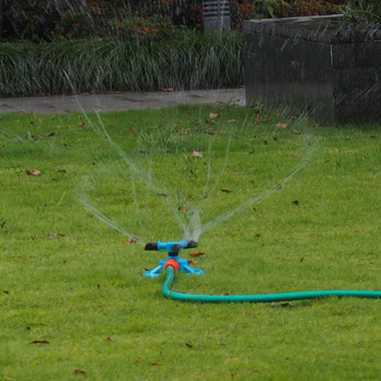 360-градусов спринклер за трева, пластмасов 3-раменен градински воден спринклер, автоматична дюза за пръскане, система за външно напояване на трева, пръскачка