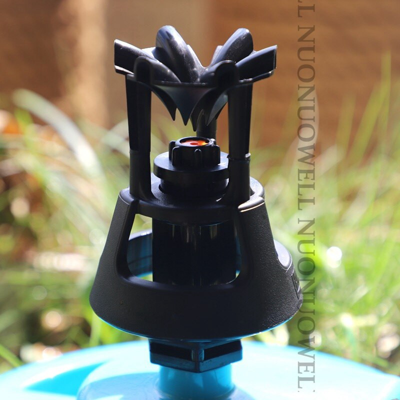 2 ~ 20 бр. Градинско напояване Колебащи се пръскачки Ферма Овощна градина Осцилираща ротационна дюза Парк тревни площи Пейзажни пръскачки