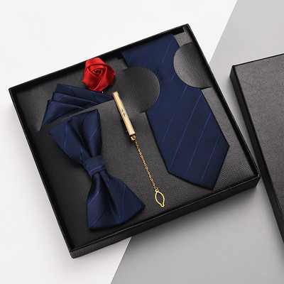 Ανδρικό σετ σε τρία χρώματα