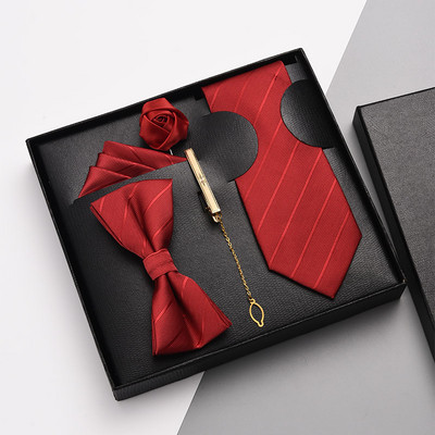 Ανδρικό σετ σε τρία χρώματα