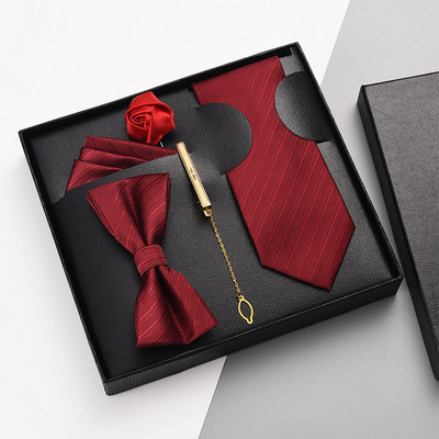 Ανδρικό σετ σε τρία χρώματα