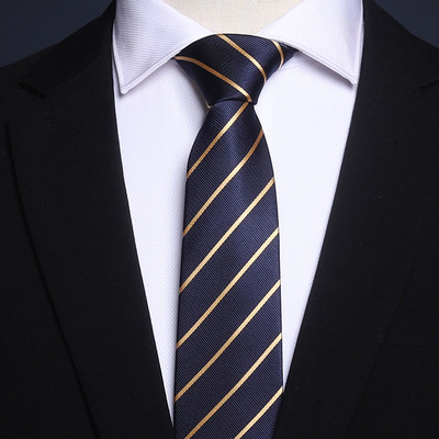 Κομψή γραβάτα για άνδρες - πολλά μοντέλα