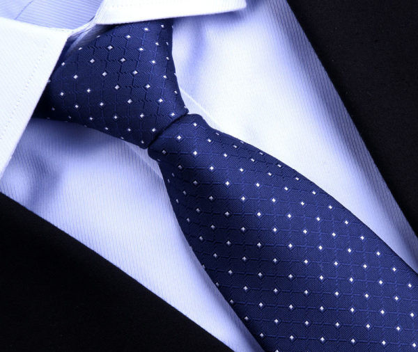 Επίσημη ανδρική γραβάτα κατάλληλη για επαγγελματικούς λόγους και γάμο