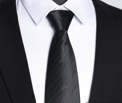 Ανδρική γραβάτα σε μαύρο χρώμα